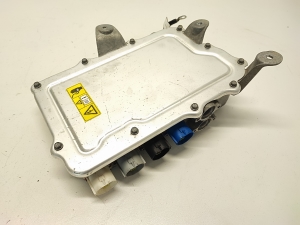 Tesla Model S S (2012–2026) Inverter 1059891-00-D - 4