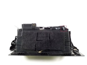 AUDI A6 C8 (2018–2025) Glove box 4K1857035K - 5