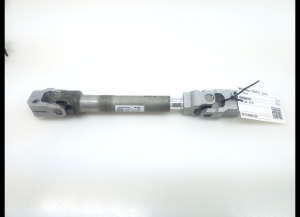 Mercedes Benz A-Class 176 (2012–2018) Roolivõlli rist A2464600509