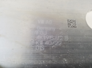 AUDI A6 C8 (2018–2025) Akuhoidik 4K1915172B - 3