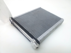 Mercedes Benz A-Class 176 (2012–2018) Heater core A2468300161 - 3