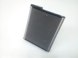 Mercedes Benz A-Class 176 (2012–2018) A/C evaporator - 4