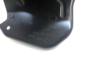 Mercedes Benz A-Class 176 (2012–2018) Kaitsmeploki hoidik kapoti all A2465451500 - 3