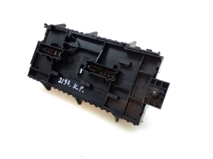 Mercedes Benz A-Class 176 (2012–2018) Kaitsmeploki hoidik kapoti all A2469067100 - 2