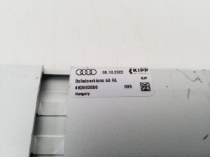 AUDI A6 C8 (2018–2025) Pakiruumi sisemuse muu osa 4K9863556 - 2