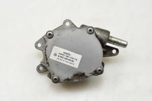 Vacuum pump - A6422300165