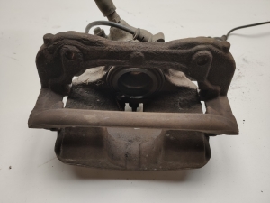 Mercedes Benz C-Class 205 (2014–2021) Eesmine pidurisadul A2054210481 - 2