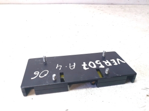 AUDI A4 B7 (2004–2008) Antenna amplifier 8H0035225L - 5