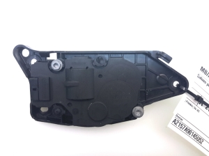 Mercedes Benz A-Class 176 (2012–2018) Heater flap actuator - 2