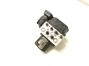 Mercedes Benz ML-Class 166 (2011–2015) ABS unit A1669013400 - 3