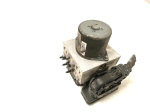 Mercedes Benz ML-Class 166 (2011–2015) ABS unit A1669013400 - 5