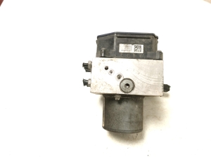 Mercedes Benz ML-Class 166 (2011–2015) ABS unit A1669013400 - 6
