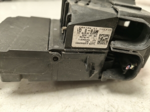 Mercedes Benz ML-Class 166 (2011–2015) Sicherungskästen A1665402450 - 3