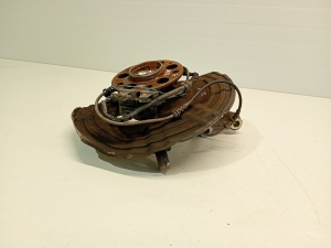 Mercedes Benz A-Class 176 (2012–2018) Front wheel hub and its parts 24605 - 4