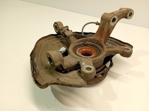 Mercedes Benz A-Class 176 (2012–2018) Front wheel hub and its parts 24605 - 5