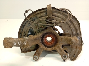 Mercedes Benz A-Class 176 (2012–2018) Front wheel hub and its parts 24606 - 5