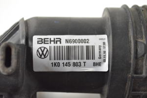 Volkswagen Golf VI (2008–2013) Vahejahuti radiaator 1K0145803T - 5