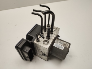 Mercedes Benz ML-Class 166 (2011–2015) ABS unit A1669013400 - 3