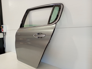 Rear side doors