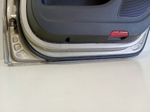 Skoda Superb (2008–2015) Rear side doors - 4