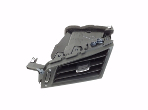   Armatuurlaua ventilatsioonivõred  - 687514GA0A 