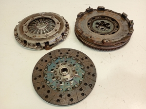   Embrayage et ses composants  - 32500 