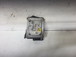 Xenon headlight control unit - 1307329193