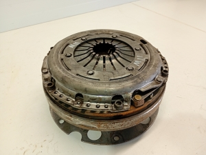 AUDI Q5 (2008–2017) Embrayage et ses composants 3082001011 - 3