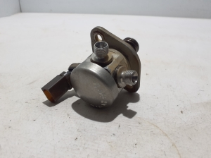 Mercedes Benz A-Class 177 (2018–2026) Kütusepump A2820702500 - 3
