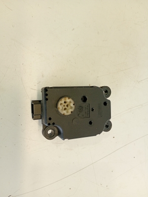 Jaguar XF (2008–2016) Salongi soojenduse klapi mootor MF1139300681 - 4