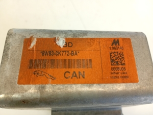 Jaguar XF (2008–2016) Rooliluku mehhanism 8W833K772BA - 4