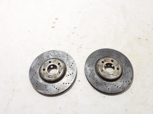 Mercedes Benz A-Class 177 (2018–2026) Front brake disc A2474210812 - 3