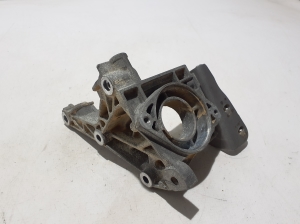 Mercedes Benz A-Class 177 (2018–2026) Motorhalter A2822233000 - 2