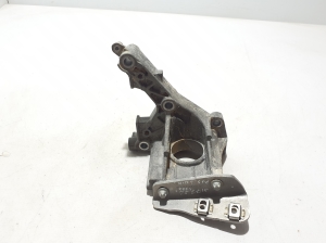   Engine bracket  - A2822233000 