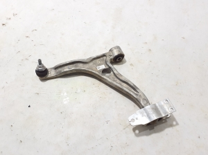 Mercedes Benz A-Class 177 (2018–2026) Querlenker vorne A2473331500