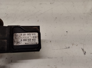 RENAULT Megane II (2002–2009) Ansaugluftdrucksensor 0281002573 - 2