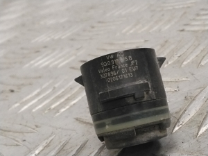 Volkswagen Golf VII (2012–2026) Rear parking sensor 5Q0919275B - 3