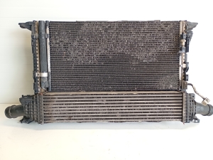   Motorkühler  - 8K0121251R 