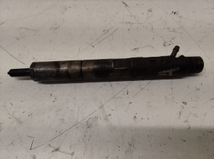 RENAULT Megane II (2002–2009) Fuel injector 8200240244 - 3