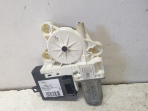 Ford C-MAX (2003–2010) Hinterer Seitentür-Fensterhebermotor 981537103 - 5