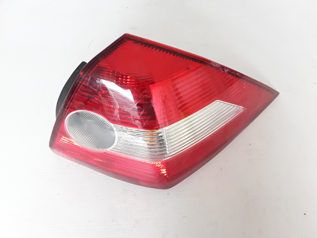 RENAULT Megane 2 generation (2002-2012) Galinis dešinys žibintas 8200142681 21090771