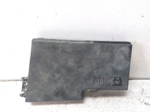 Front fuse box cover - 3M5T14A076AE