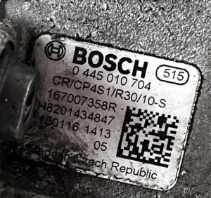 Dacia Sandero (2012–2021) Fuel pump 0445010704 - 3