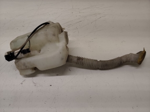 Front washer fluid reservoir - 8200104738