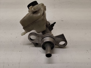 RENAULT Megane II (2002–2009) Bremsflüssigkeitsbehälter 320671111 - 4