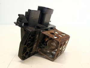 Peugeot 308 (2013–2021) Cooling fan relay 9673999980 - 3