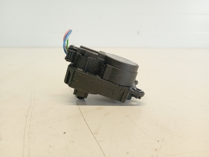 Peugeot 308 (2013–2021) Salongi soojenduse klapi mootor Z5509001 - 5