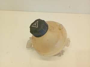 Peugeot 308 (2013–2021) Coolant reservoir 9678514680 - 4