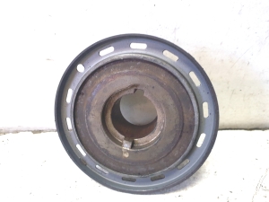 Ford C-MAX (2003–2010) Crankshaft pulley - 2