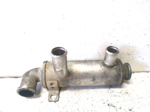 EGR valve cooler - 3M5Q9F464BC